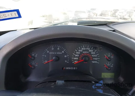 2006 Ford F-150 Stx/Xl/Xlt z USA, uszkodzony, nr VIN 1FTRF122X6NB51465